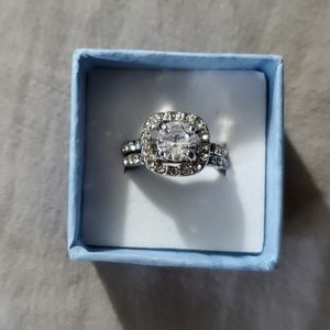 Silver Engagement Ring Set